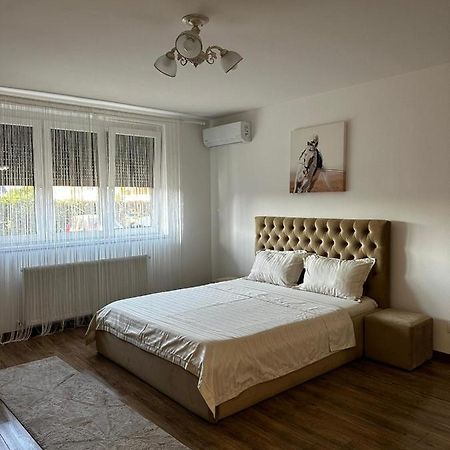 Anastasia Apartament Oradea Exterior foto